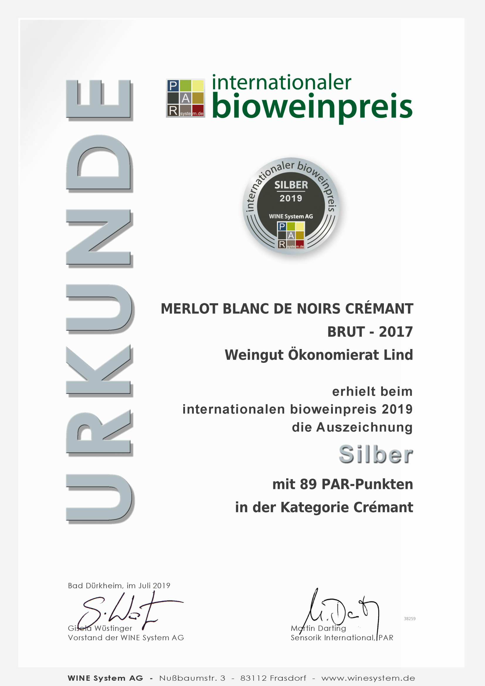 Internationaler Bioweinpreis Merlot Blanc de Noirs Crémant Brut 2017 - Silber Internationaler Bioweinpreis Merlot Blanc de Noirs Crémant Brut 2017 - Silber