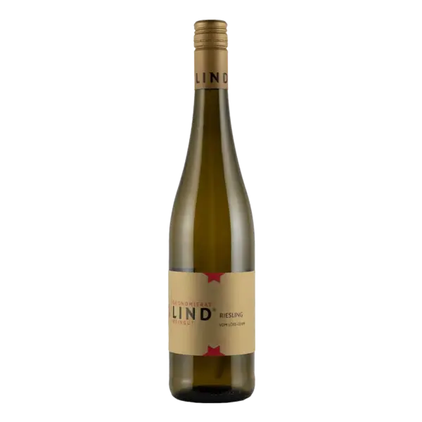 Flasche Riesling Feinherb vom Weingut Ökonomierat Lind auf weißem Hintergrund